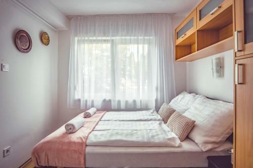 Apartamento Mf Piroska Holiday Home