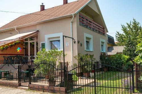 Lake Balaton Apartmanh�z