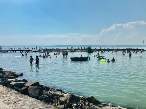 Balaton Beachside Apartman Si�fok N2