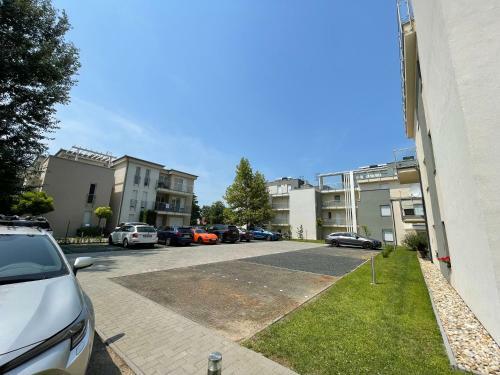 Sungarden Apartments - Hostaid