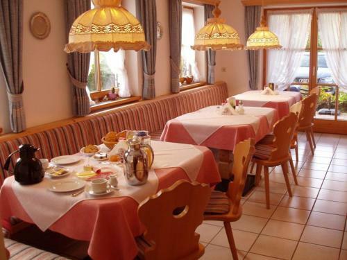 Hostal G�stehaus Schwarzlofer