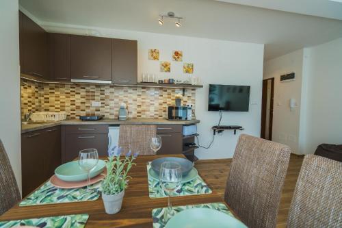 Gemini Apartments Si�fok I., Iii.