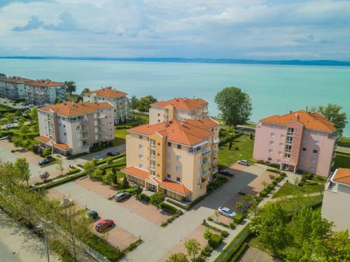 Mf Golden Coast Panorama Apartment