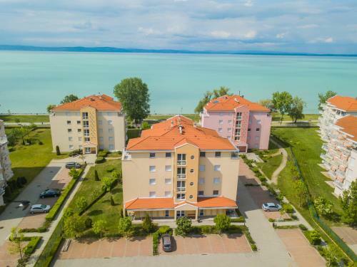 Mf Golden Coast Panorama Apartment