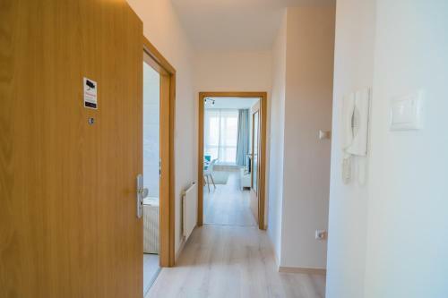 Mf Golden Coast Panorama Apartment