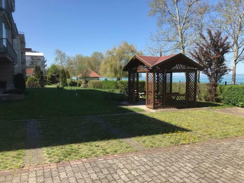 Egy�tt A Csal�d Ii. Apartman