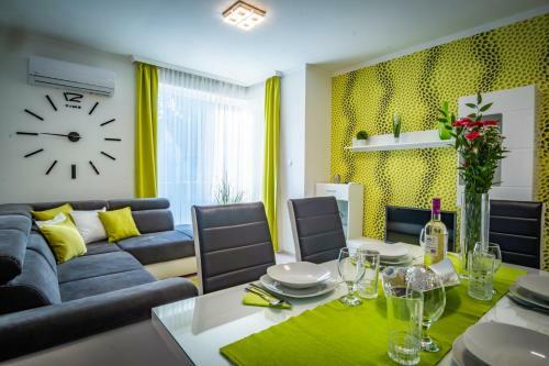 Mf Diamond Bay Apartmanh�z
