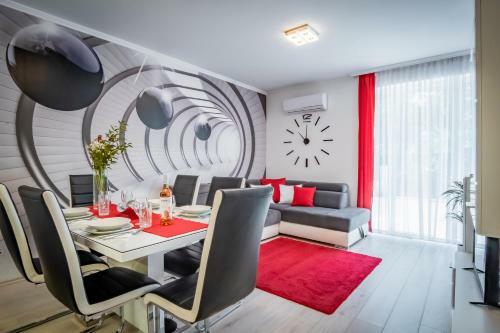 Mf Diamond Bay Apartmanh�z