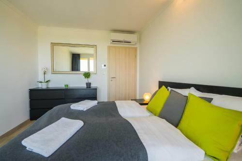 Mf Zara 1002 Apartment