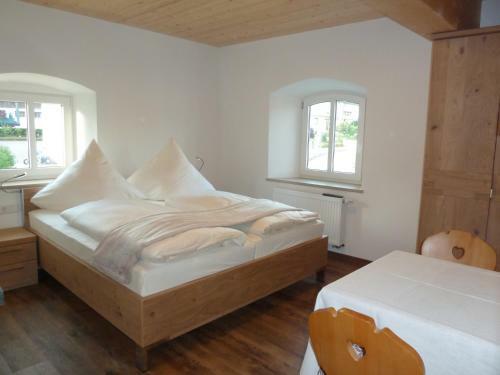 Apartamento Ferienwohnung Zum Dorfwirt