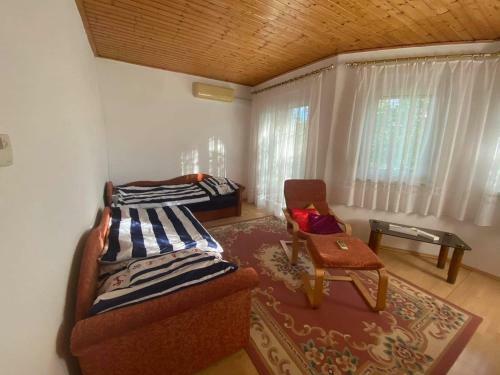 Kardvir�g Apartman Si�fok