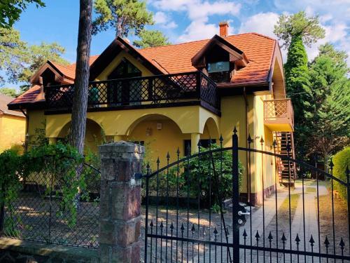 Hostal Villa B96 Si�fok