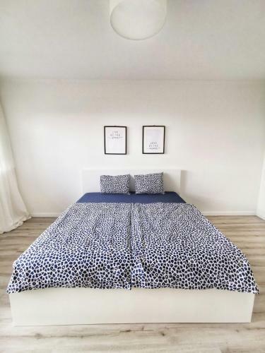 Sz�n-aranyh�d Apartman