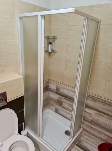Pl�zs Apartman