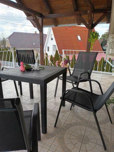 Miranda Apartmanh�z