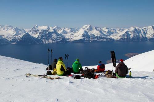 Kjosen Lodge, Lyngen.