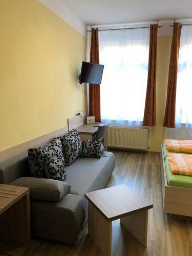 Hostal Zum Postamt