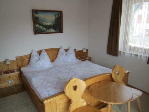 Hostal G�stehaus Holzfeind