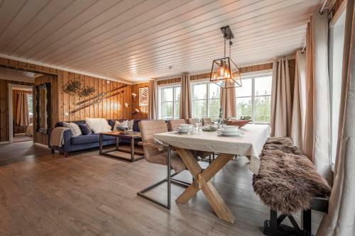 Idyllic New Cabin With Great Views And Fantastic Location In Trysil