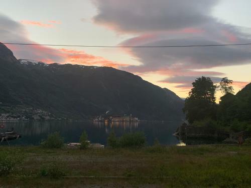 Apartamento Trolltunga Fjordview