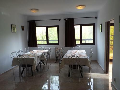 Villa Pensiunea Cet??ica