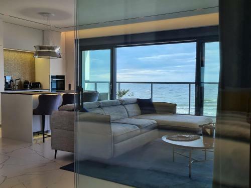 Baltic View Luxury Apartment Gardenia Front