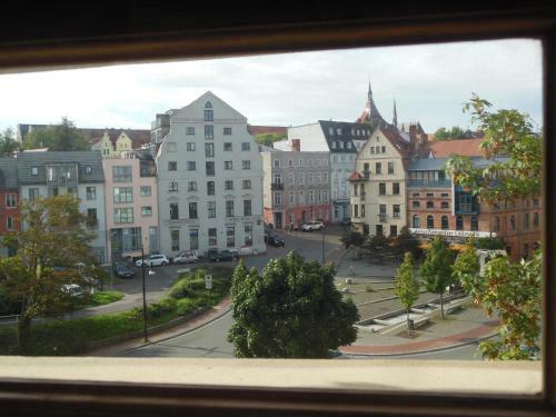 Stadtvilla An Der Viergelindenbr�cke