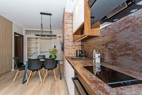 Lighthouse Apartment II