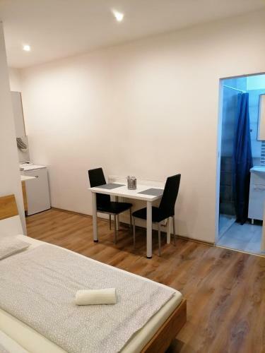 Apartm�ny 77