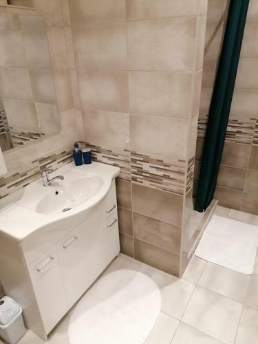 Apartm�ny 77