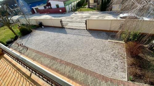 Hostal Apartm�nov� Dom Fl�ra