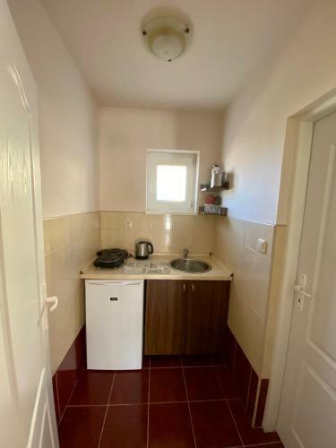Hostal Apartm�nov� Dom Fl�ra