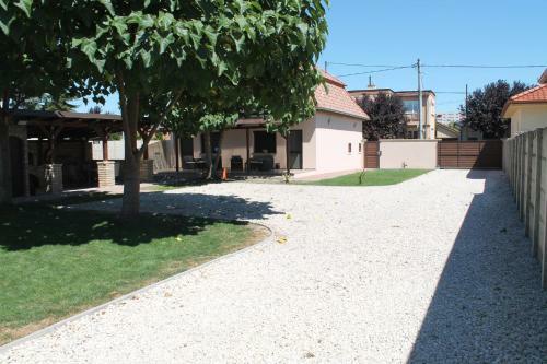 Amira Apartmany