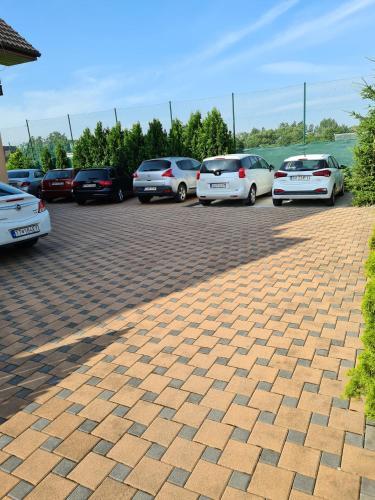Hostal Penzi�n-villa ?ur?�k