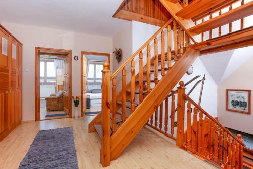 Hostal Penzi�n Javor