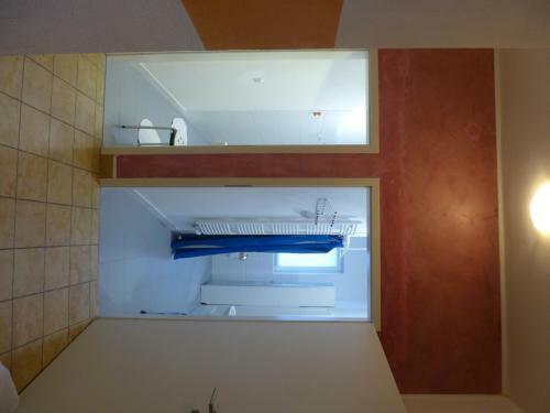 Apartamentos O11- Gro�z�gige Fewo Im K�nstlerhaus