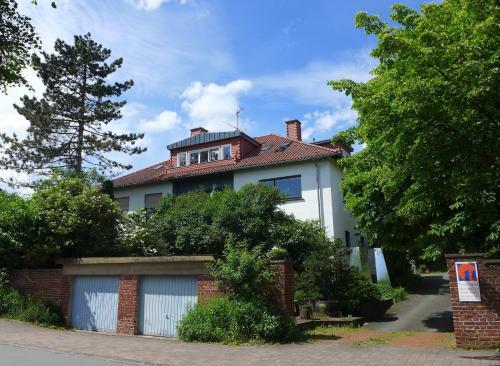 Apartamentos O11- Gro�z�gige Fewo Im K�nstlerhaus