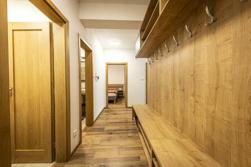 Hostal Apartm�nov� Dom Poludnica - Chopok Juh