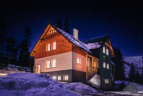Lodge Mm Lucky Apartments