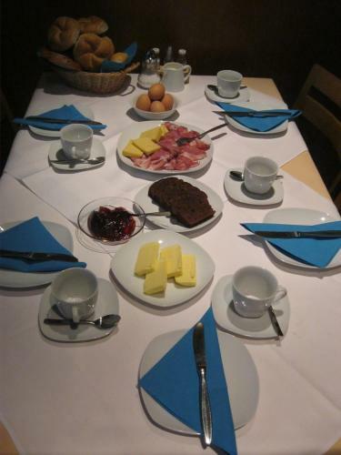 Hostal Gasthof Hirschen