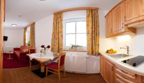 Hotel H�ttenwirt