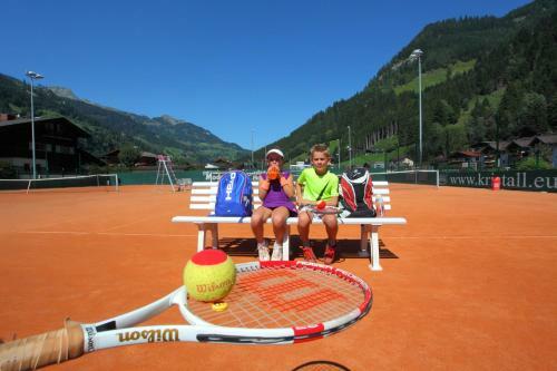 Landhotel Und Aparthotel Almr�sl