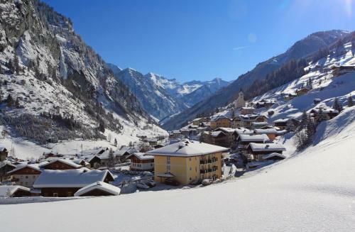 Landhotel Und Aparthotel Almr�sl