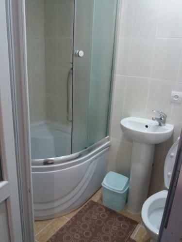 Hostal Prykarpatska Villa