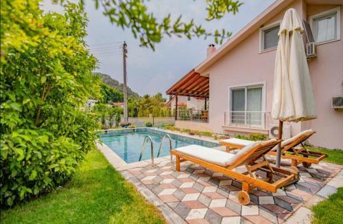 Splendid Villa With Private Pool And Shared Orchard In Fethiye