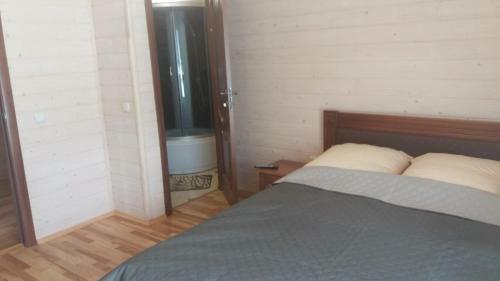 Lodge Nota Bene Mykulychyn