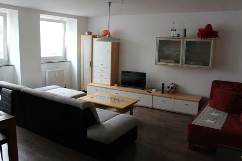 Bed & Breakfast Rooms In Shared House Saarbrucken Center
