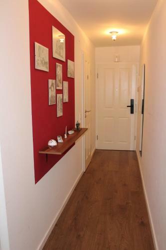 Bed & Breakfast Rooms In Shared House Saarbrucken Center