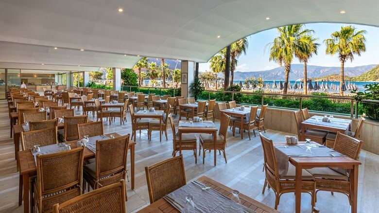 Hotel Faros Premium Beach