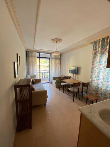 Avlu 2 Apart Otel